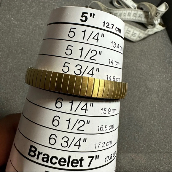 Carriage Indiglo Date Just Ladies Quartz Watch Gold Tone Stretch Band Working - Picture 10 of 10